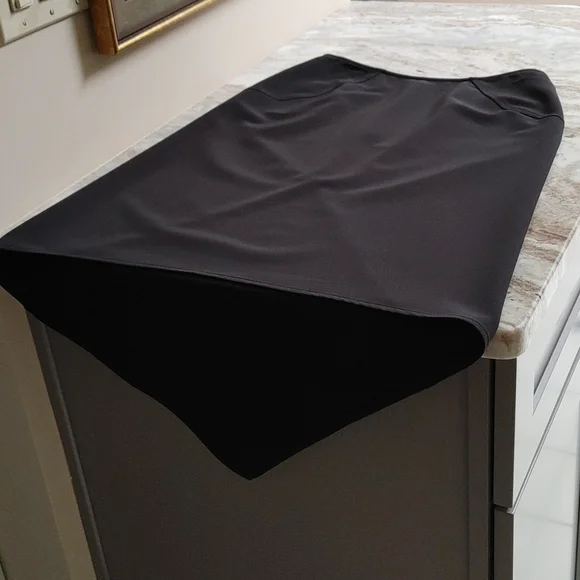 JÖN Black Pointed Hem Skirt 4 - Picture 9 of 10